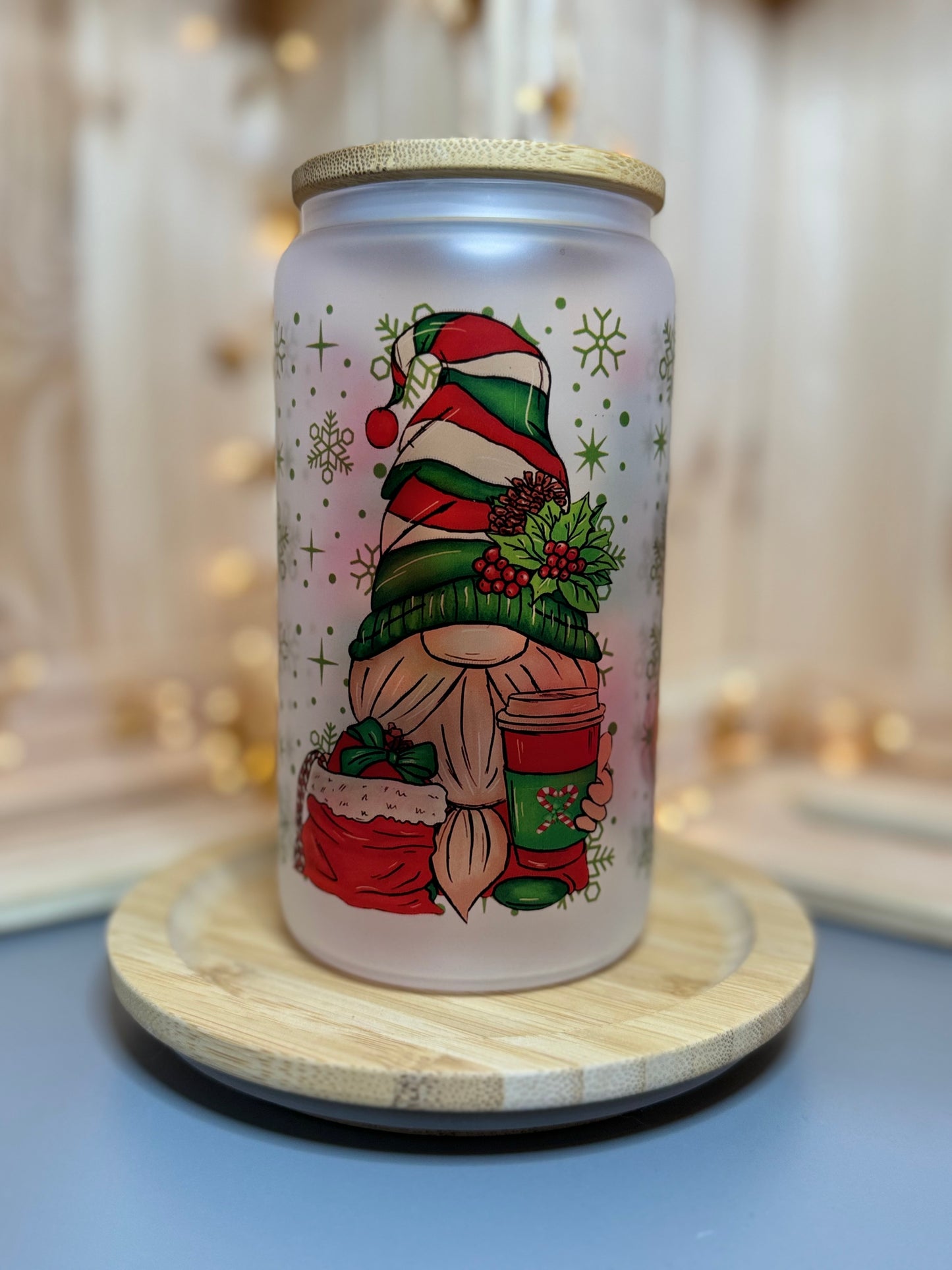 16oz Christmas Gnomes frosted Glass Can
